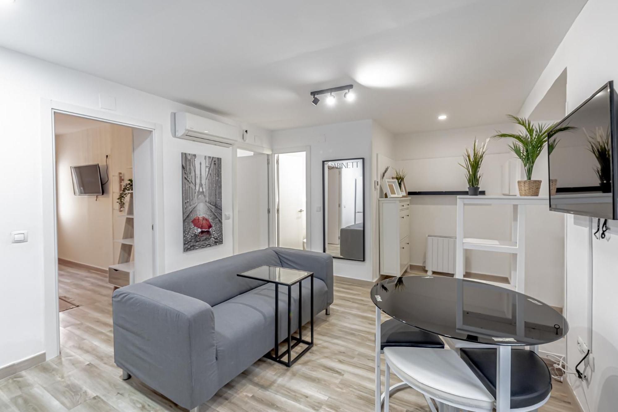 Apartamentos Pensamiento 马德里 外观 照片