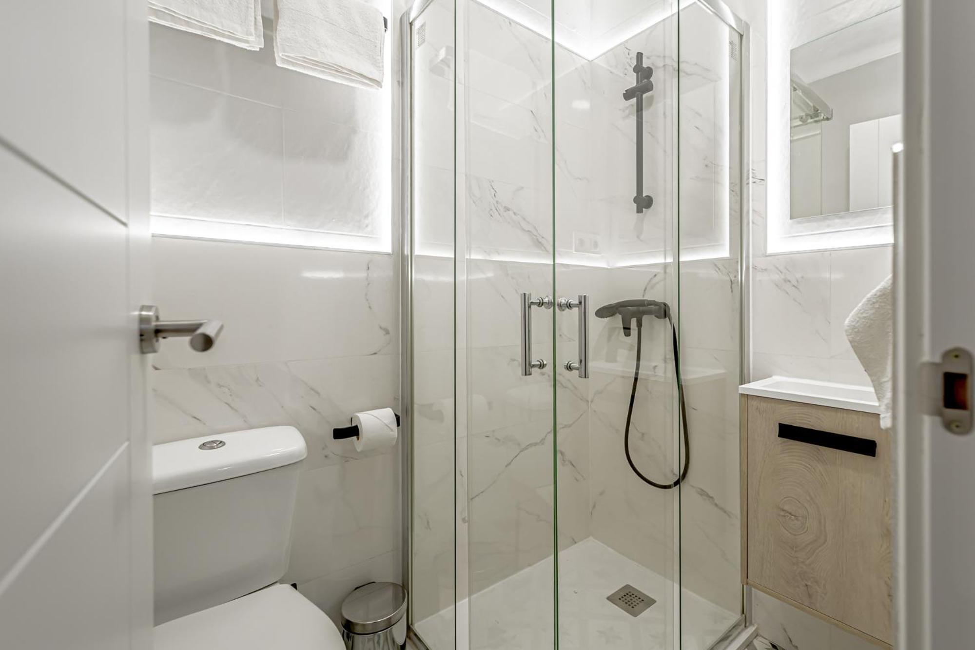 Apartamentos Pensamiento 马德里 外观 照片