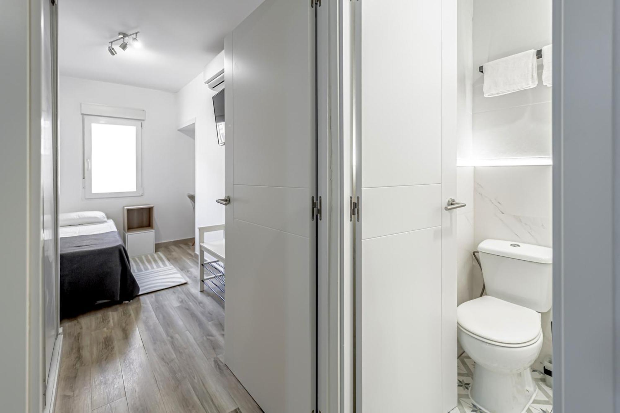 Apartamentos Pensamiento 马德里 外观 照片